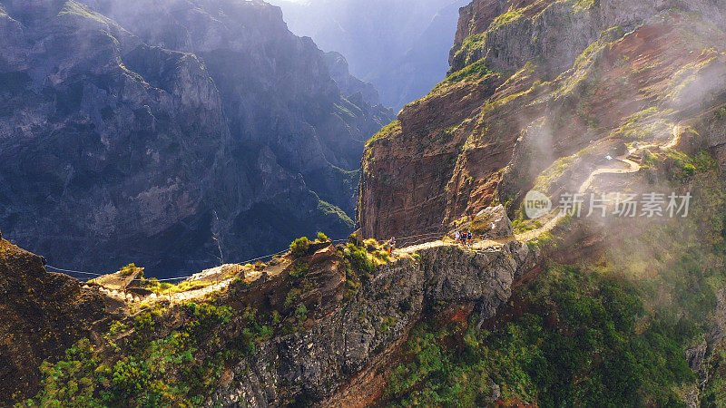 PR1 Pico do Arieiro - Pico Ruivo徒步旅行马德拉葡萄牙